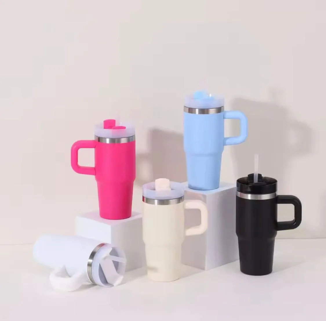 Mini Insulated Tumbler with Handle & Straw – 480ml